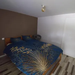 Chambre Dans Maison De Campagne Bourg-des-Comptes